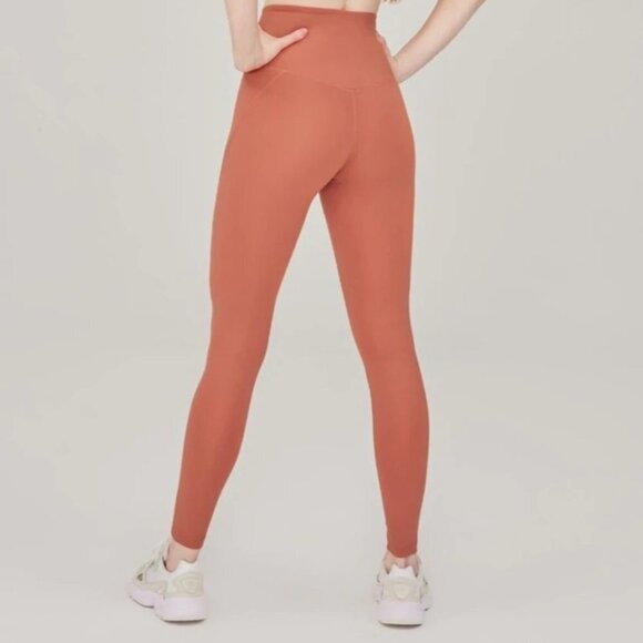 #34 New Girlfriend Collective Clay Compressive High-Rise Leggings - Picture 2 of 2